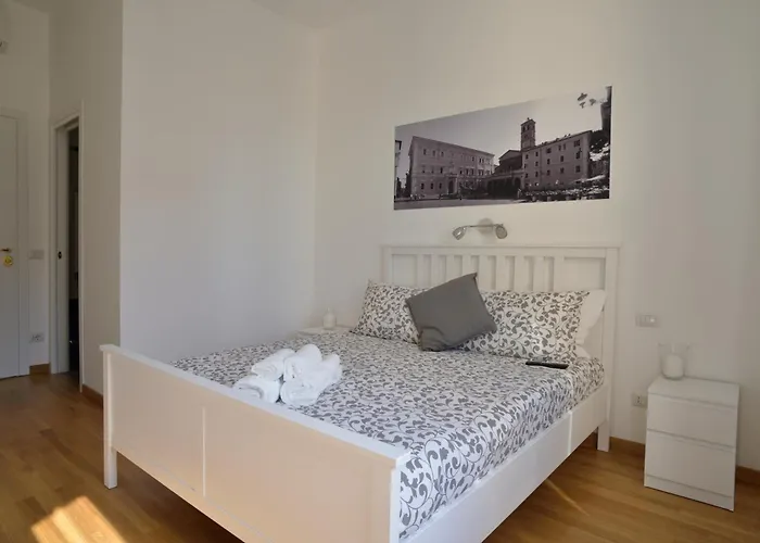 Livia - Trastevere 4*